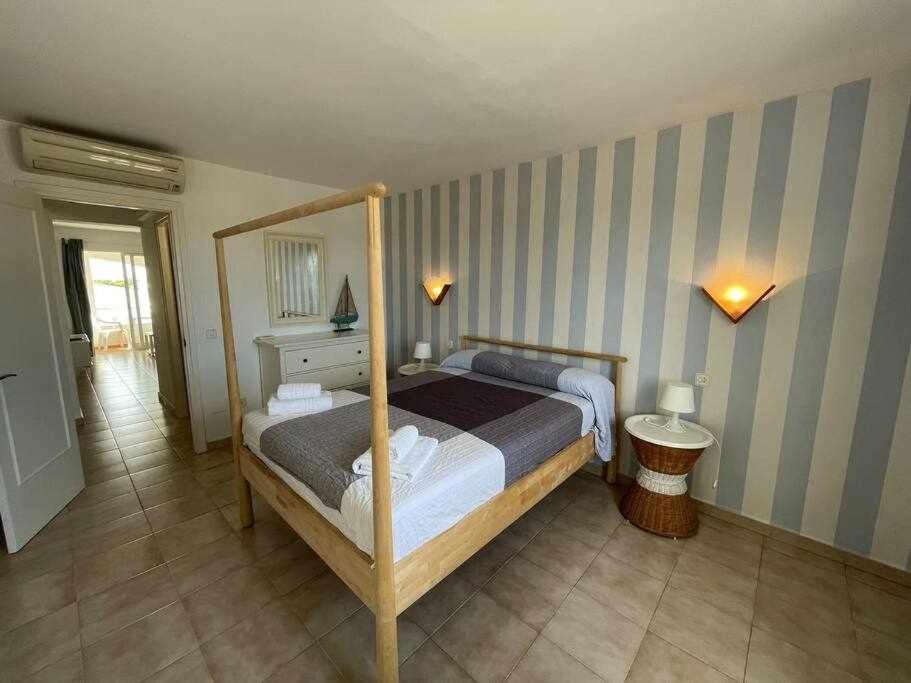 Mitjana Apartamento Con Piscina Ciutadella  Exterior foto
